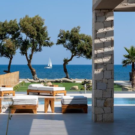 Artemis Seafront Villa, An Evanescence Sea Retreat, By Thinkvilla Tavronitis Exteriör bild