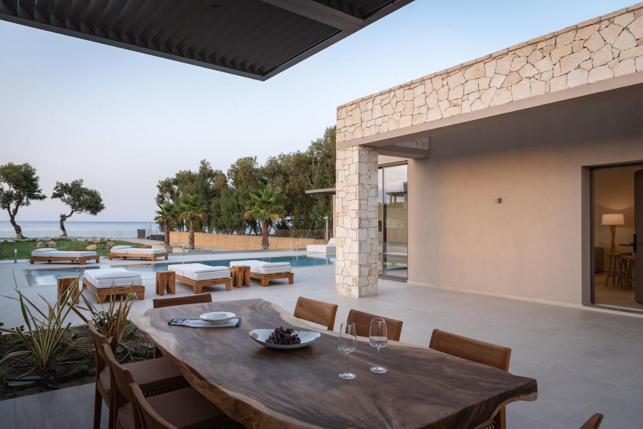 Artemis Seafront Villa, An Evanescence Sea Retreat, By Thinkvilla Tavronitis Exteriör bild